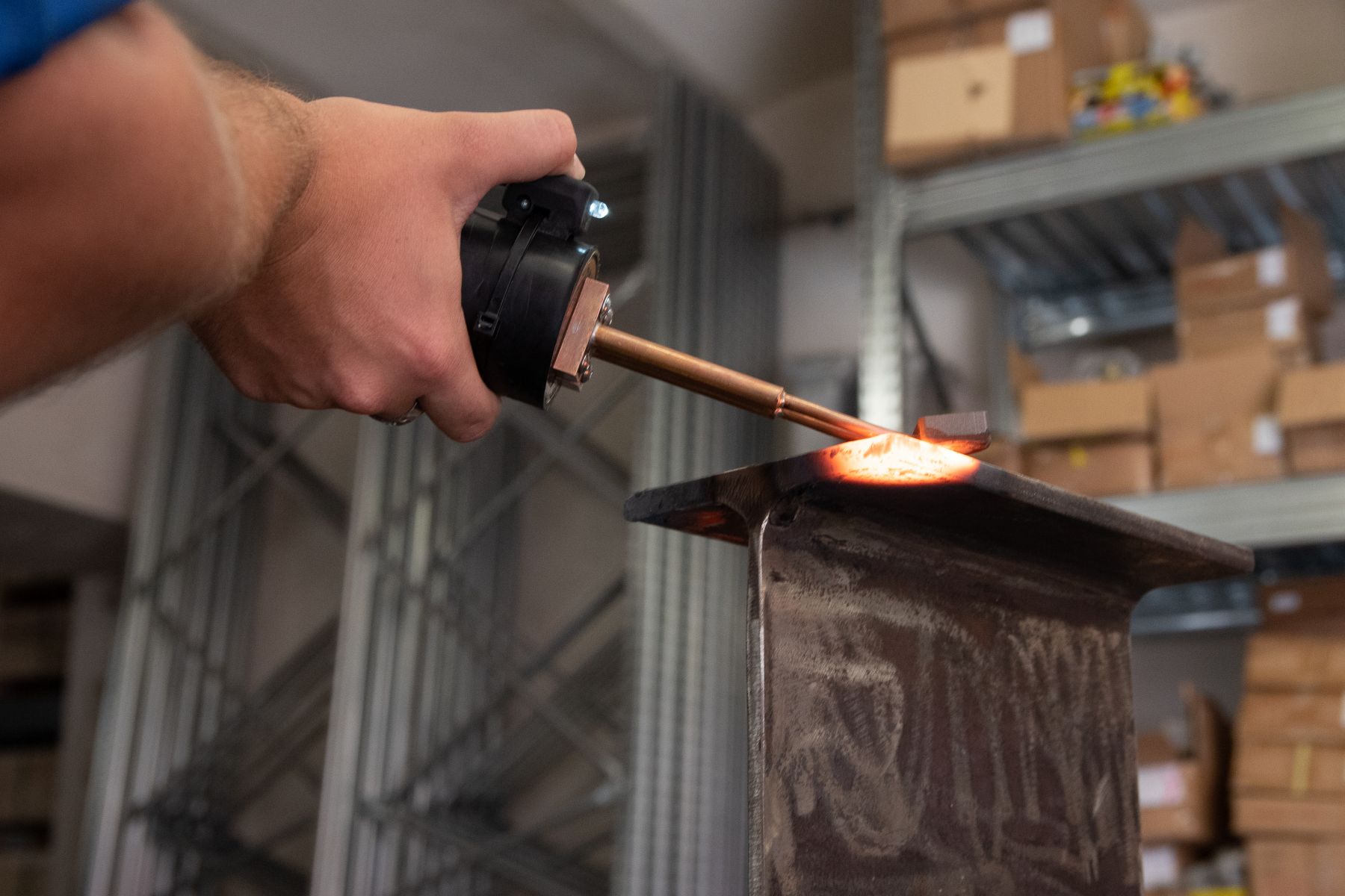 ΕΠΑΓΩΓΙΚΗ ΘΕΡΜΑΝΣΗ / INDUCTION HEATING ΕΠΑΓΩΓΙΚΗ ΘΕΡΜΑΝΣΗ / INDUCTION HEATING